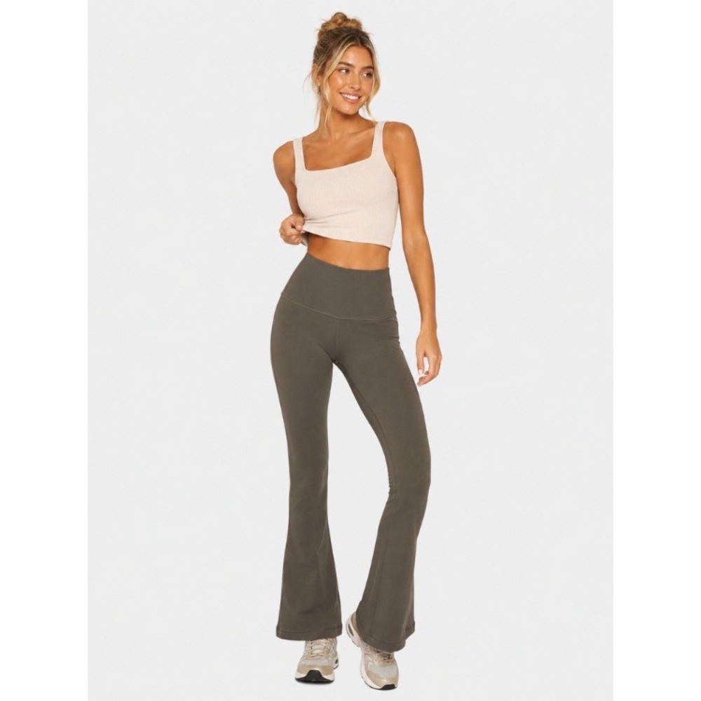 Lululemon Groove high-rise flare ribbed Nomad brown/green size 4